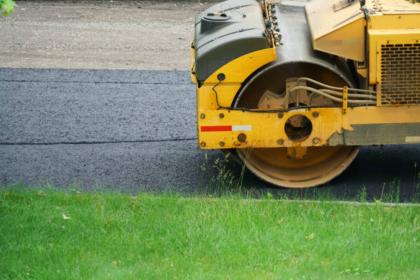 Trusted De Pere, WI Driveway Paving Services Experts